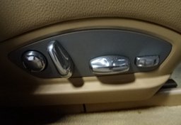 2013 Porsche Panamera - Image 39