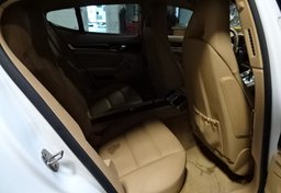 2013 Porsche Panamera - Image 33