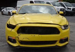 2016 Ford Mustang - Image 11