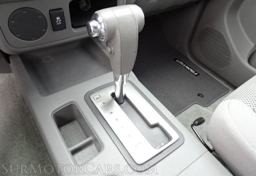 2012 Nissan Frontier - Image 35