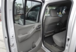 2012 Nissan Frontier - Image 26