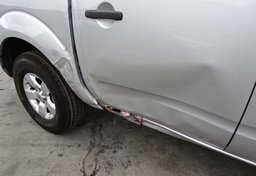 2012 Nissan Frontier - Image 12