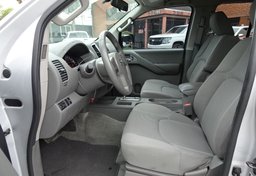 2012 Nissan Frontier - Image 22