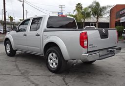 2012 Nissan Frontier - Image 10