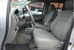 2012 Nissan Frontier - Image 24