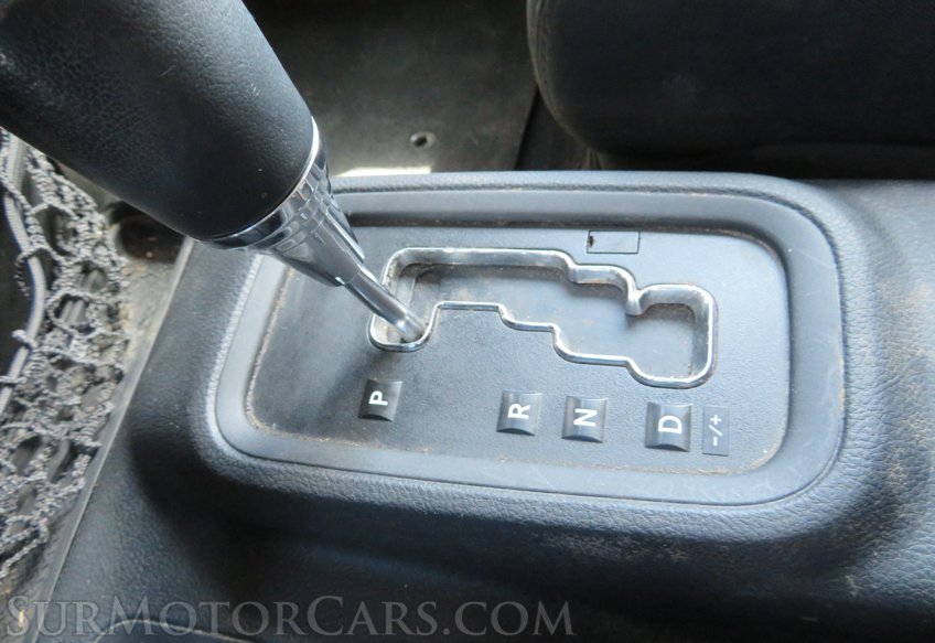 2012 Jeep Wrangler - Image 32