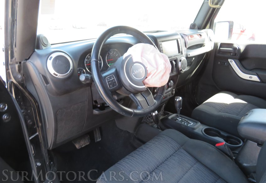 2012 Jeep Wrangler - Image 18