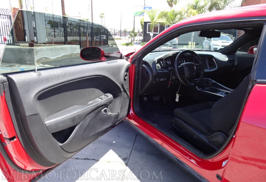 2016 Dodge Challenger - Image 20