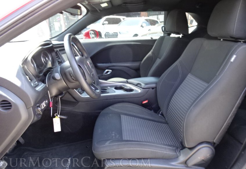 2016 Dodge Challenger - Image 22