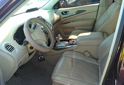 2013 INFINITI JX35 - Image 3