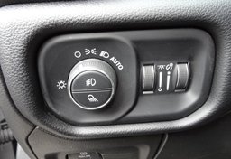 2019 Ram 1500 - Image 44