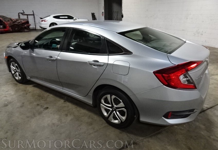 2018 Honda Civic Sedan - Image 10