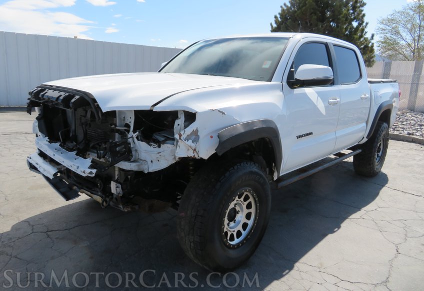 2016 Toyota Tacoma - Image 2