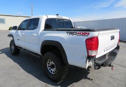 2016 Toyota Tacoma - Image 8