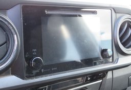 2016 Toyota Tacoma - Image 29