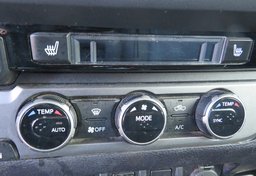 2016 Toyota Tacoma - Image 30