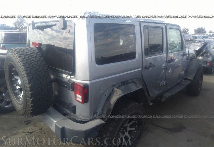 2013 Jeep Wrangler Unlimited - Image 2