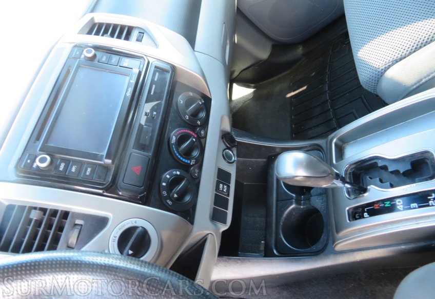 2014 Toyota Tacoma - Image 37