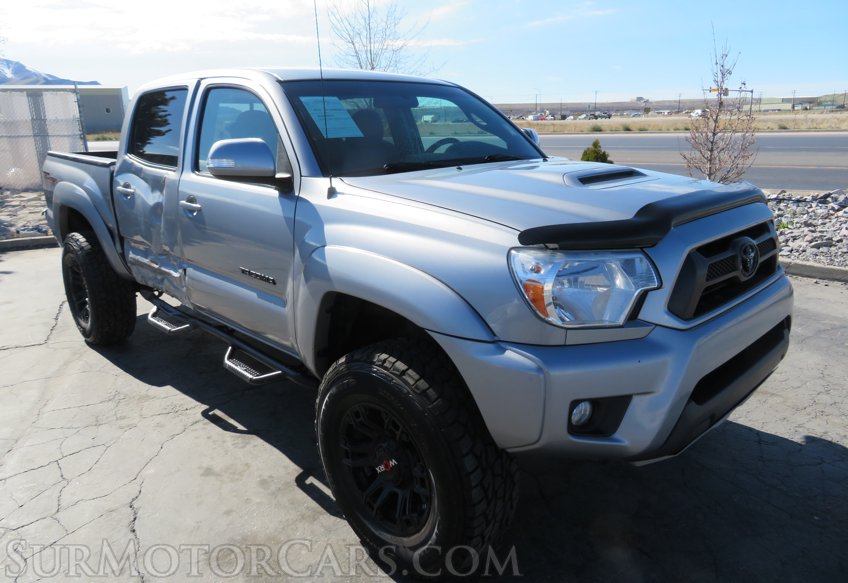 2014 Toyota Tacoma - Image 4