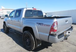 2014 Toyota Tacoma - Image 9