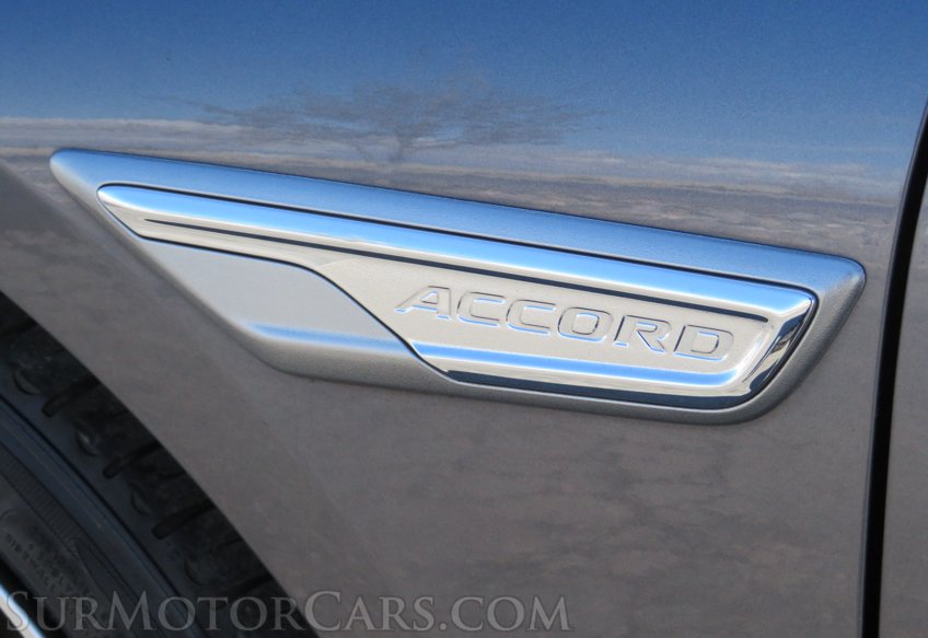 2018 Honda Accord Sedan - Image 17