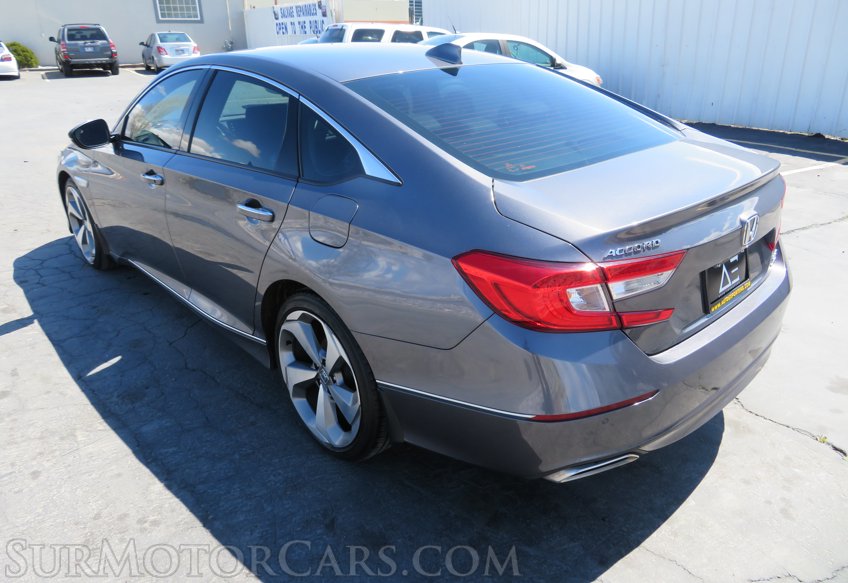 2018 Honda Accord Sedan - Image 5