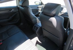 2018 Honda Accord Sedan - Image 24
