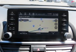 2018 Honda Accord Sedan - Image 34