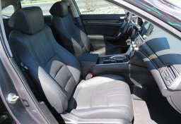 2018 Honda Accord Sedan - Image 28