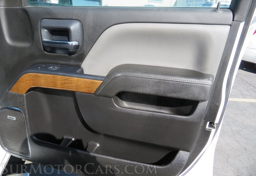 2015 Chevrolet Silverado 3500HD - Image 35