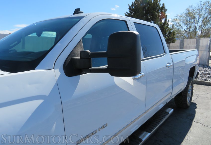 2015 Chevrolet Silverado 3500HD - Image 17