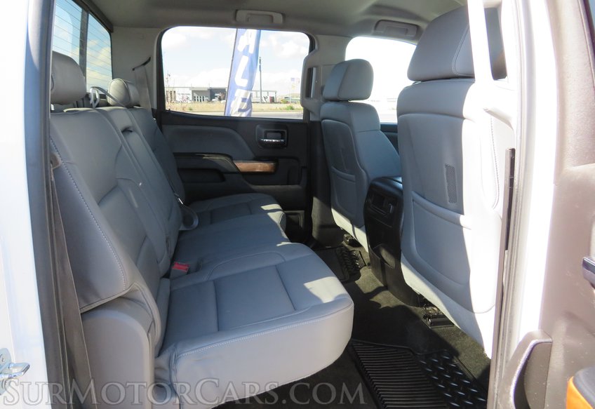 2015 Chevrolet Silverado 3500HD - Image 32