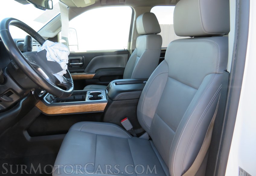 2015 Chevrolet Silverado 3500HD - Image 29