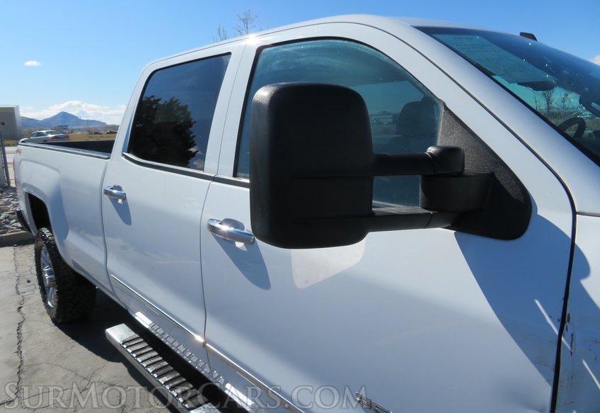 2015 Chevrolet Silverado 3500HD - Image 18