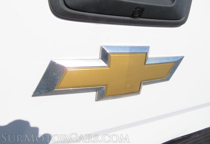 2015 Chevrolet Silverado 3500HD - Image 19