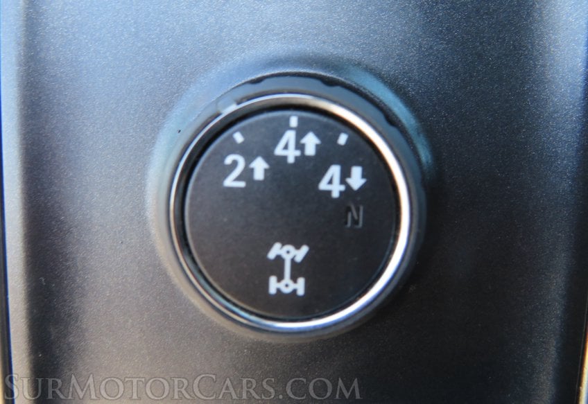 2015 Chevrolet Silverado 3500HD - Image 40