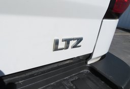 2015 Chevrolet Silverado 3500HD - Image 24