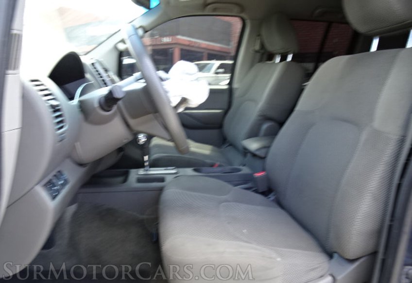 2014 Nissan Frontier - Image 27