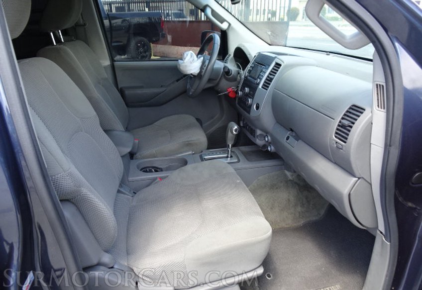 2014 Nissan Frontier - Image 30