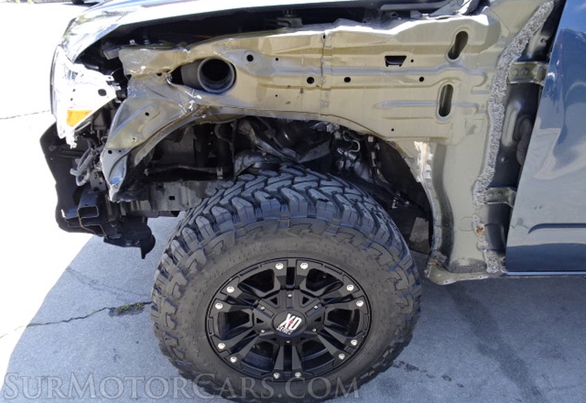 2014 Nissan Frontier - Image 16