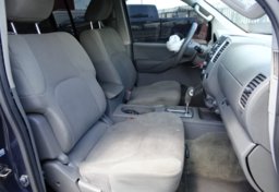 2014 Nissan Frontier - Image 28