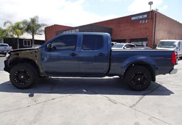 2014 Nissan Frontier - Image 10