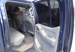 2014 Nissan Frontier - Image 26