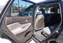 2020 Hyundai Santa Fe - Image 25