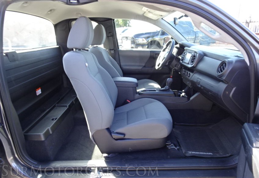 2017 Toyota Tacoma - Image 21