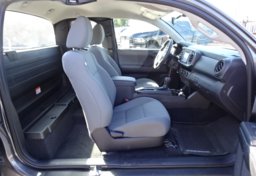 2017 Toyota Tacoma - Image 21