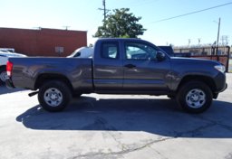 2017 Toyota Tacoma - Image 10