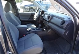 2017 Toyota Tacoma - Image 25