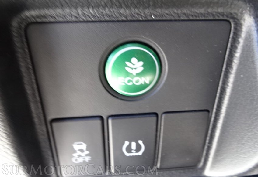 2017 Honda HR-V - Image 38