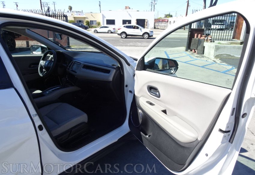 2017 Honda HR-V - Image 21